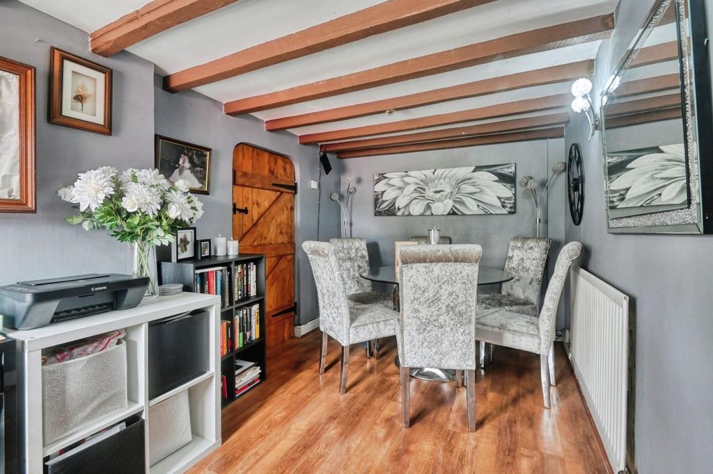 Property photo 3 of 17 112Mai1.Jpg