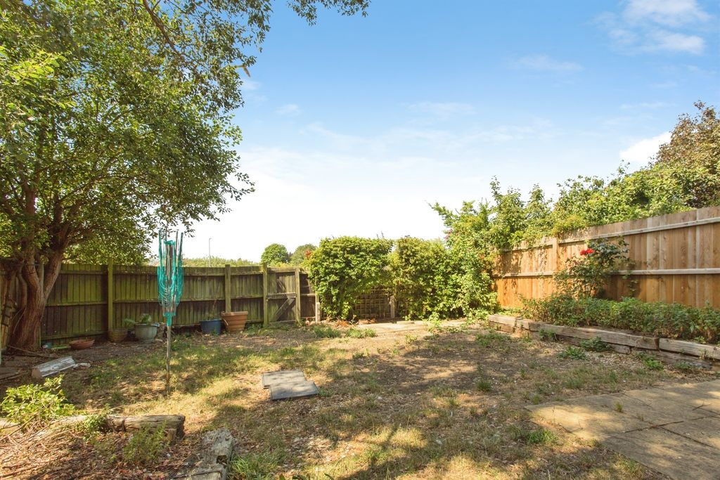 Property photo 2 of 13