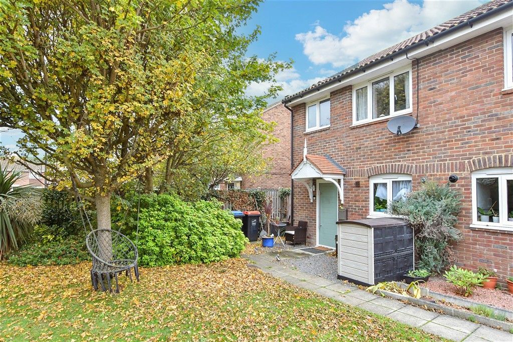 Property photo 1 of 13 External (Web)