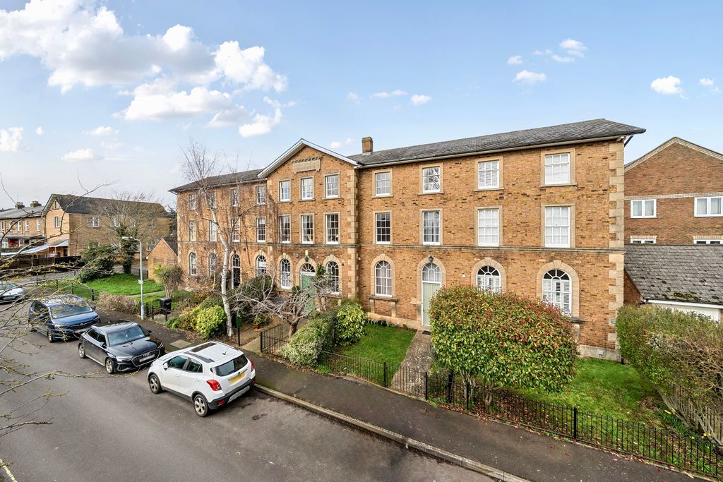 Property photo 1 of 27 Main