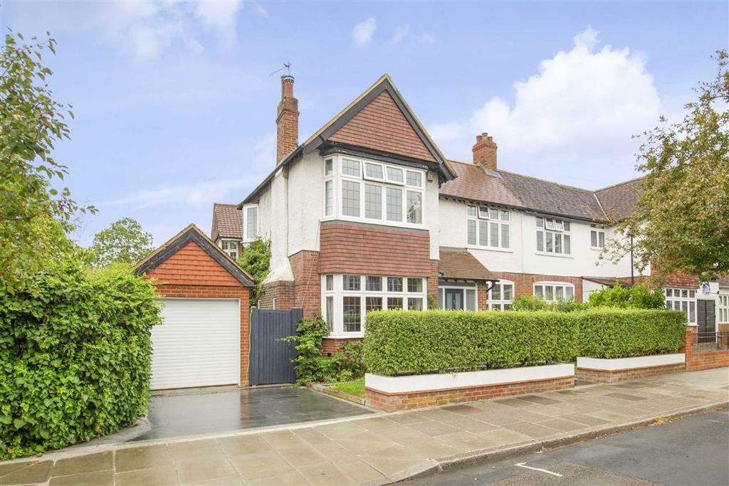 Property photo 1 of 8