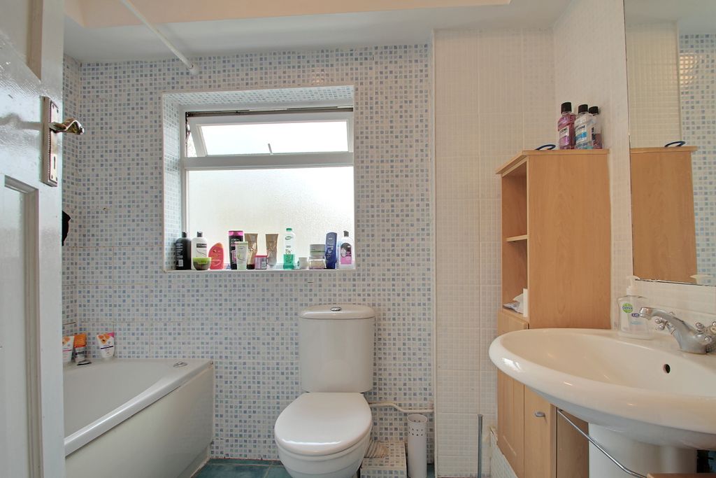 Additional image 9 of 4 bed end terrace house for saleMelville Avenue, Greenford UB6