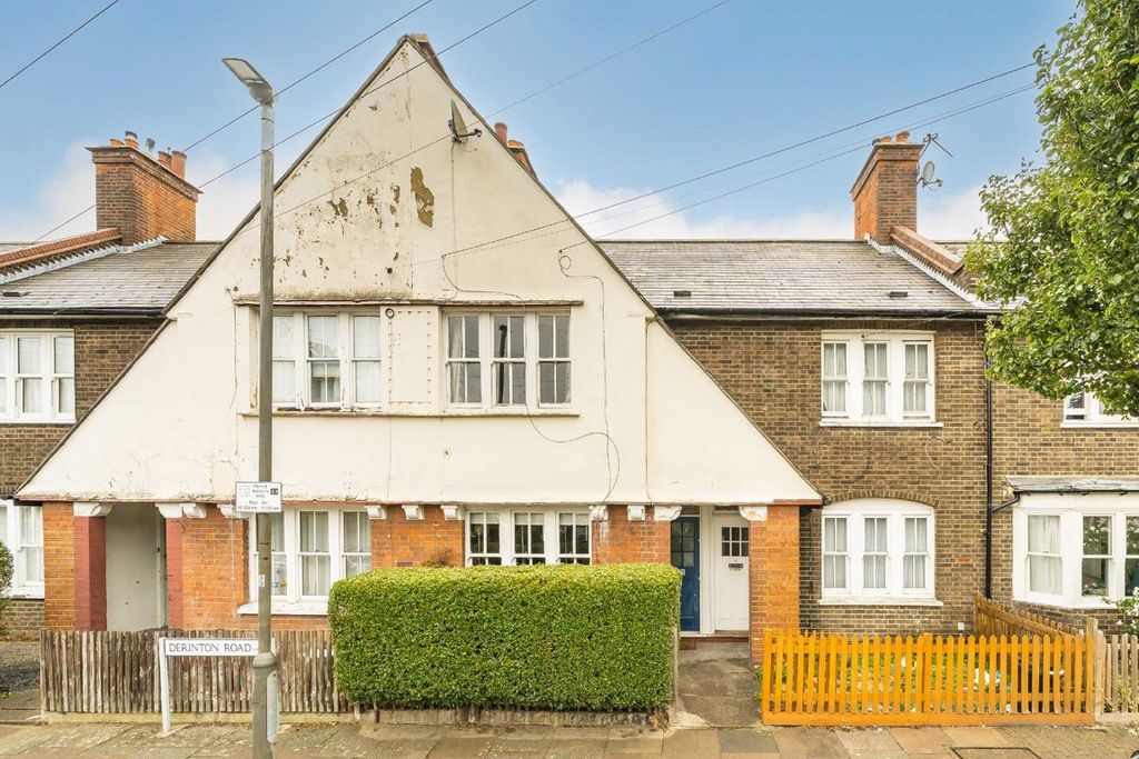 Property photo 1 of 6