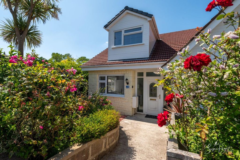 Property photo 1 of 27 Welcome To Summer Breeze