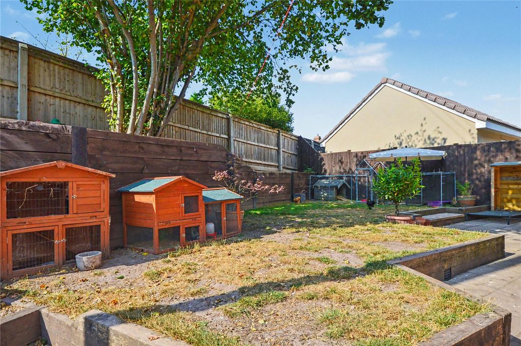 Property photo 3 of 22 Picture No. 03