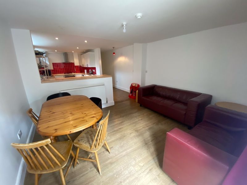 Property photo 3 of 18 Photo 29