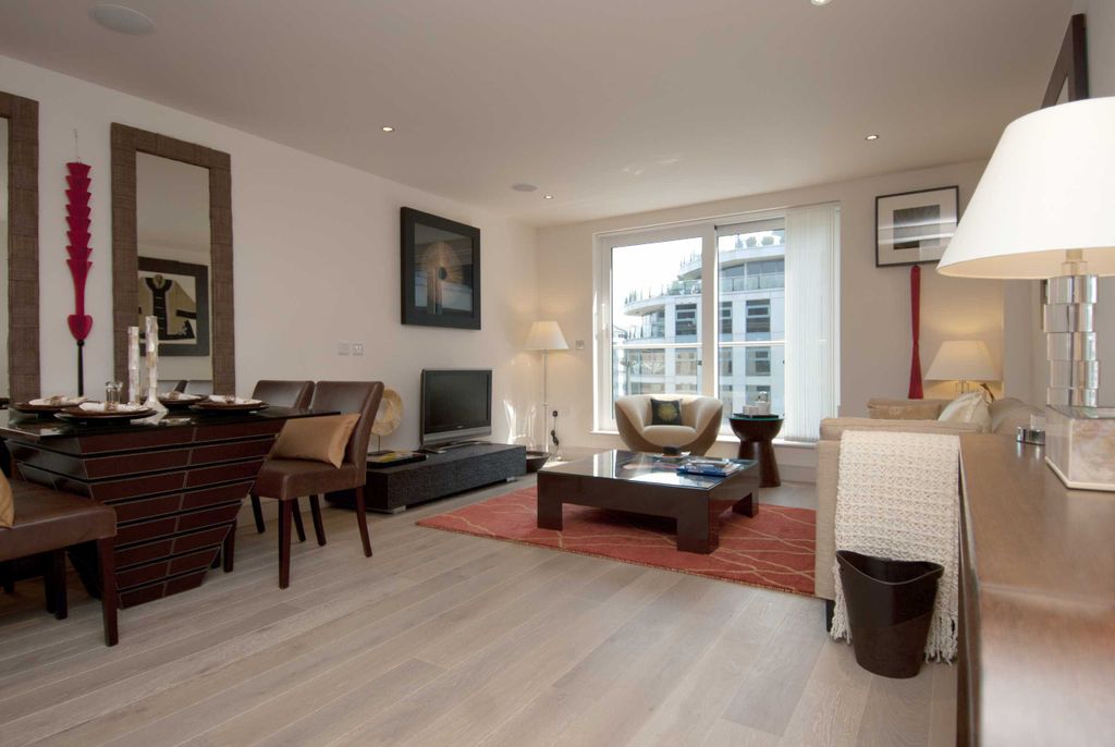 Property photo 1 of 17 Reception Room