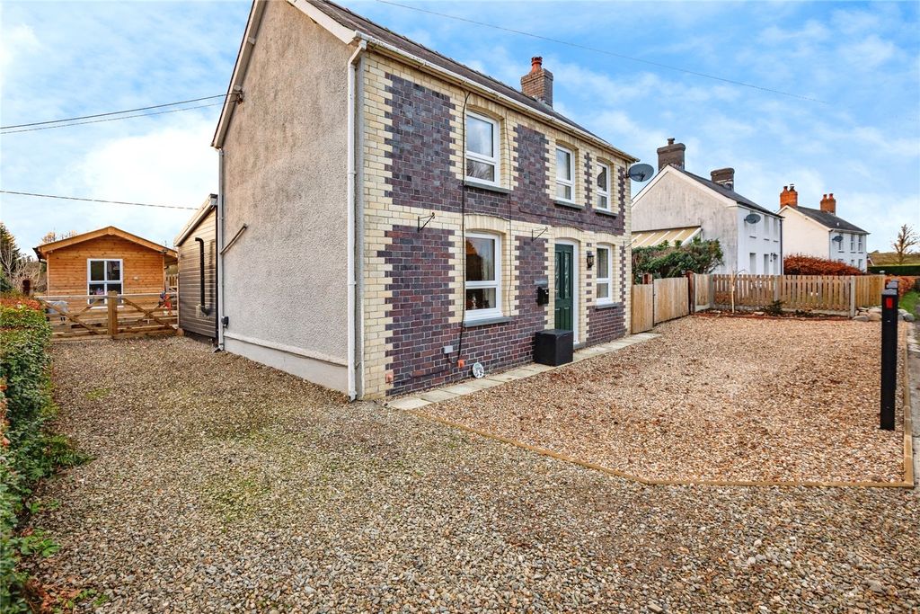 Property photo 3 of 23 Picture No. 35