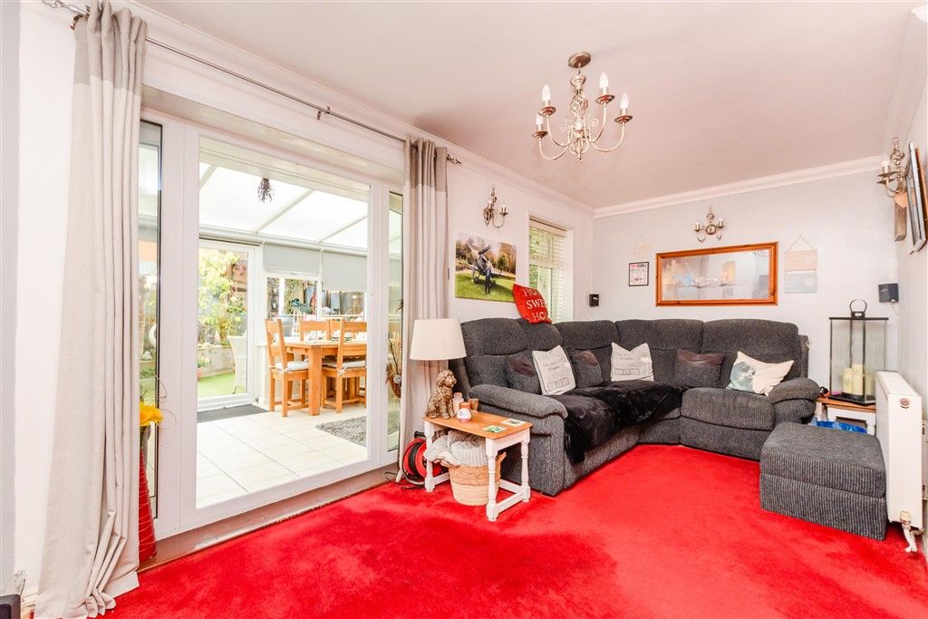 Property photo 2 of 11 Lounge/Diner