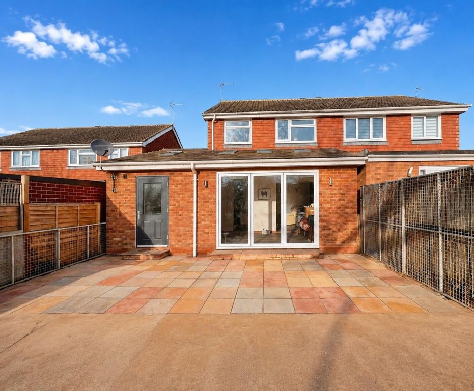 Property photo 2 of 18