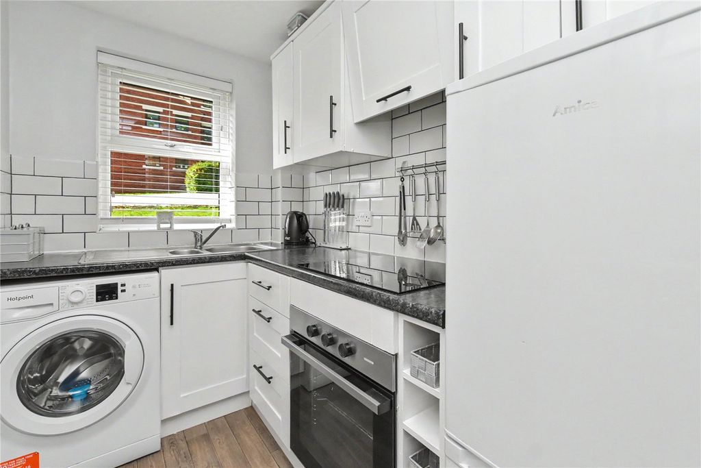 Property photo 3 of 15 Picture No. 03