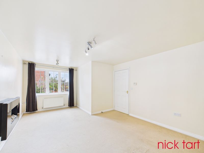 Property photo 3 of 17 Photo 19