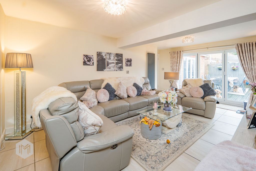 Property photo 3 of 44 Picture No. 10