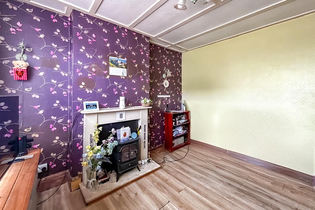 Property photo 3 of 16 Lounge/Diner