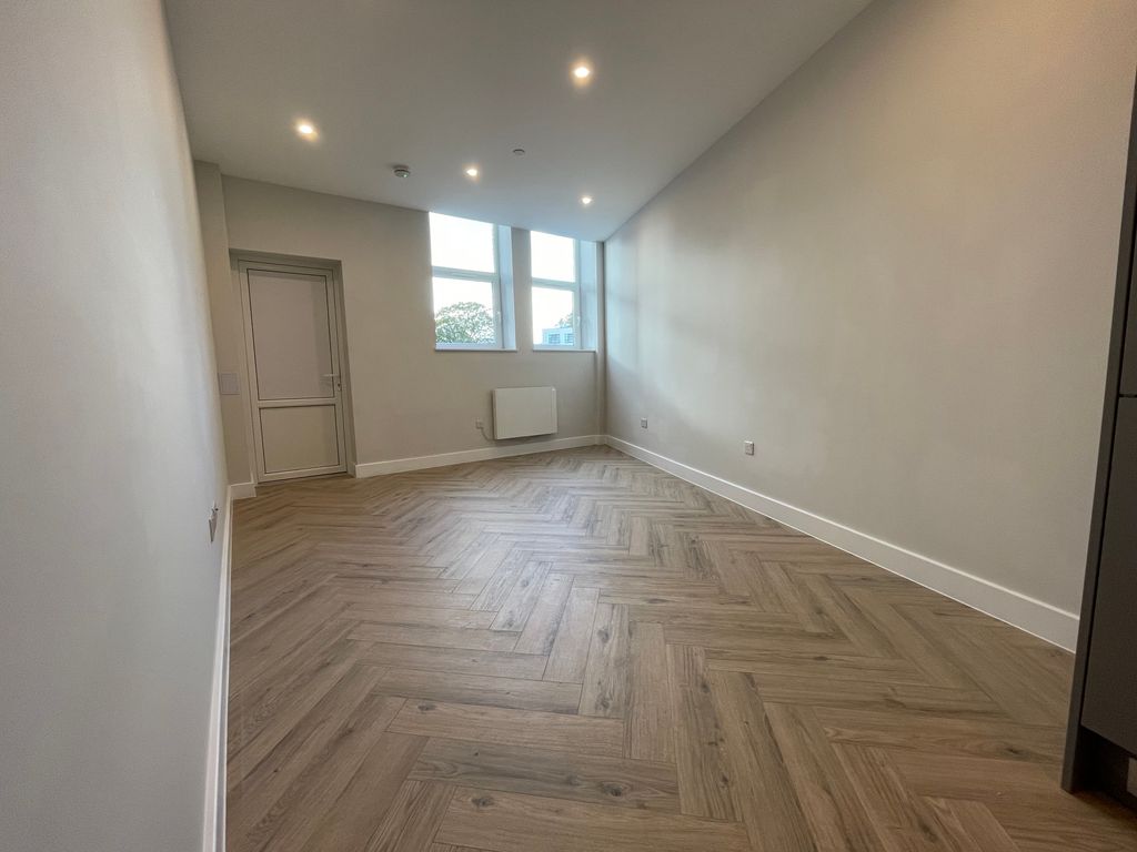 Property photo 2 of 4