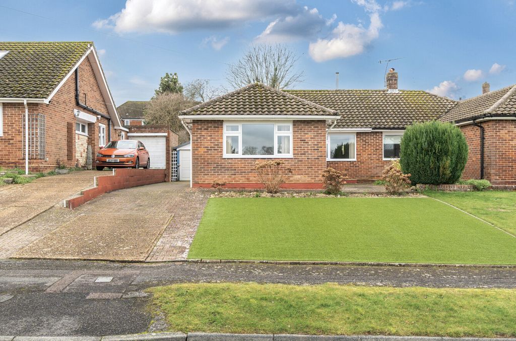 Property photo 1 of 15 1406565-1-6980d52...