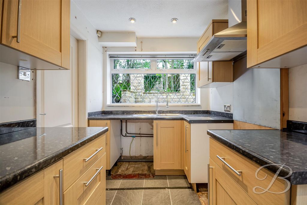 Property photo 2 of 27 Ccltd-2.Jpg