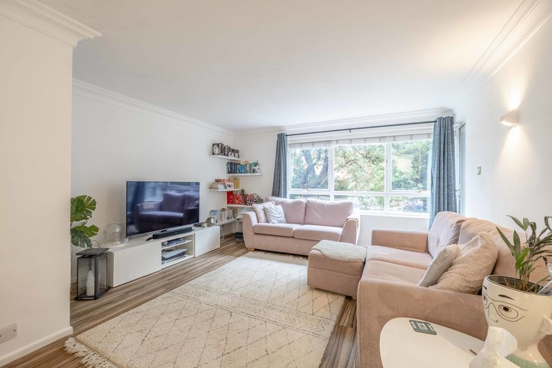 Property photo 2 of 10 Photo 4