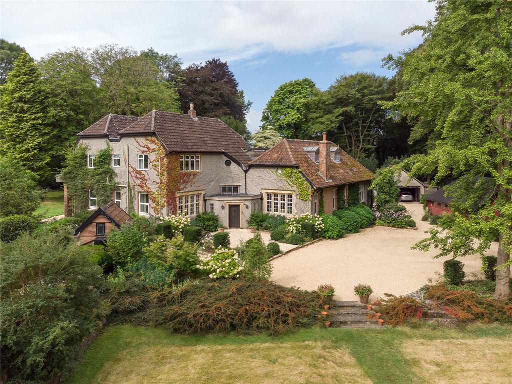 Property photo 1 of 34 House