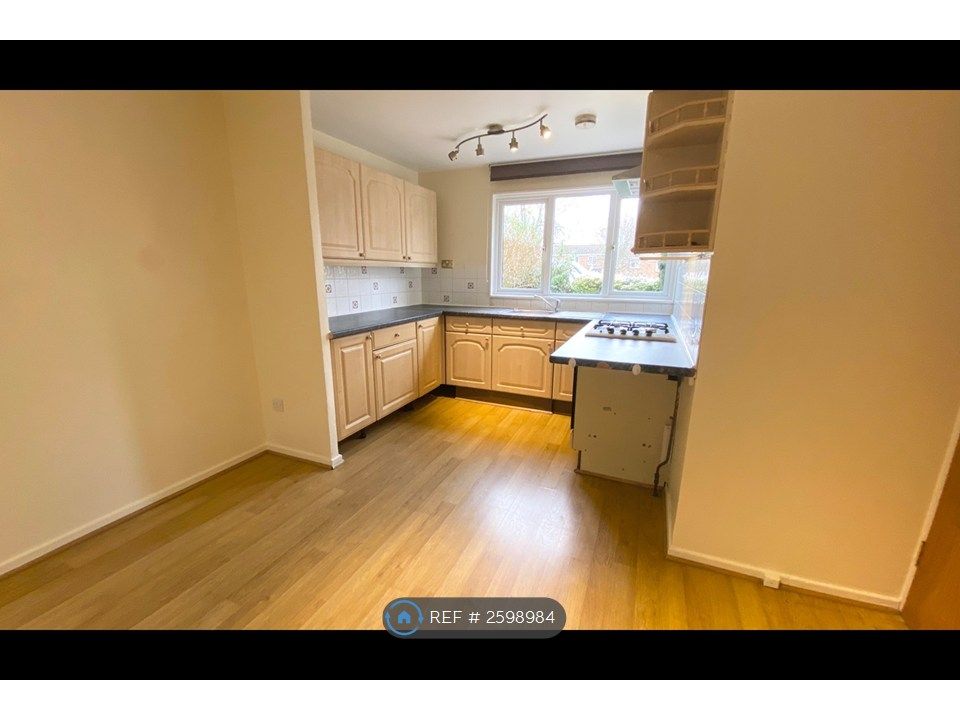 Property photo 3 of 23 Kitchen/Diner
