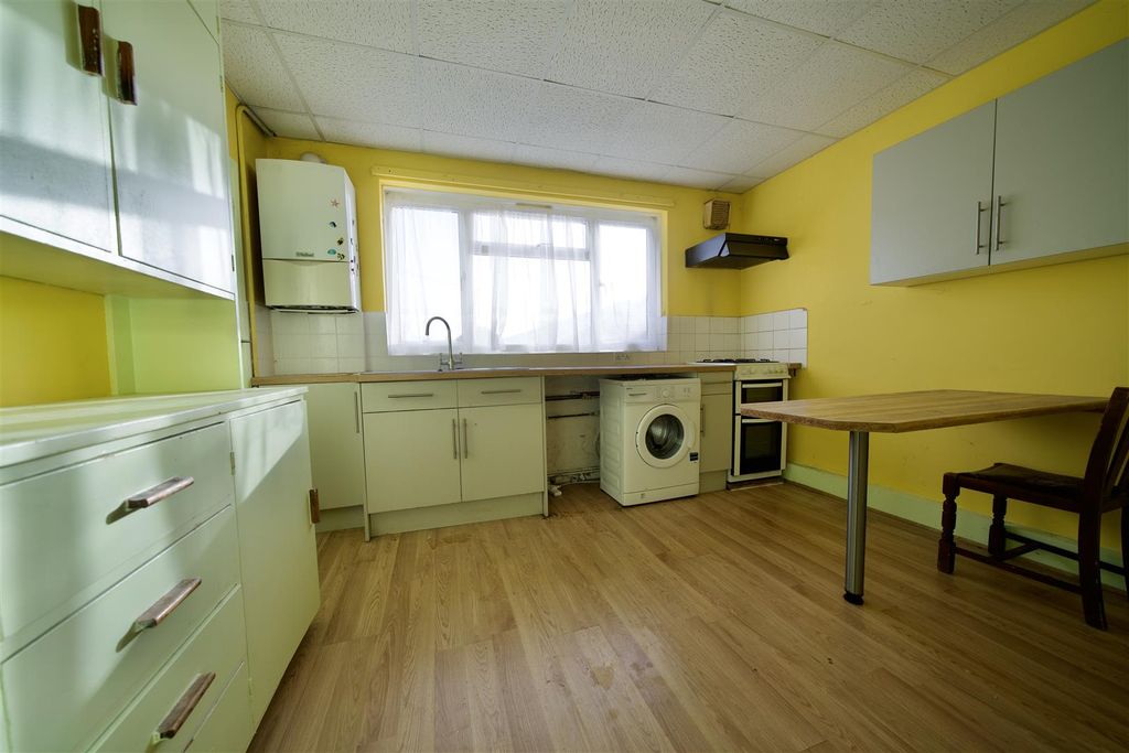 Property photo 2 of 11 Dsc09867.Jpeg