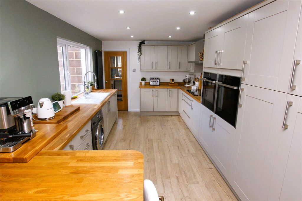 Property photo 3 of 14 Picture No. 20