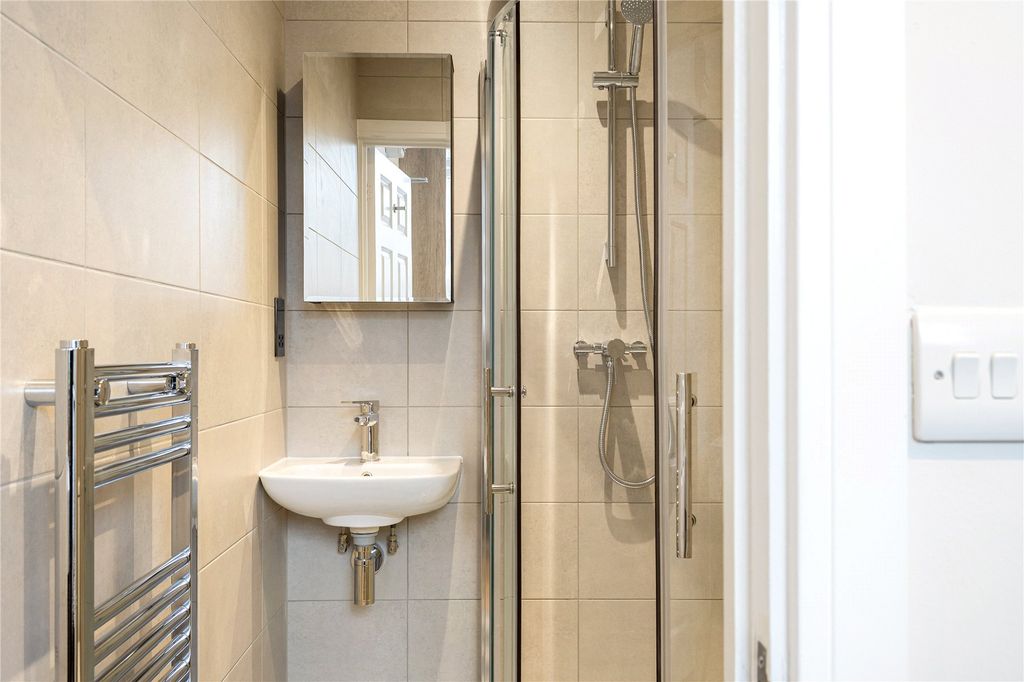 Property photo 3 of 3 Picture No. 05