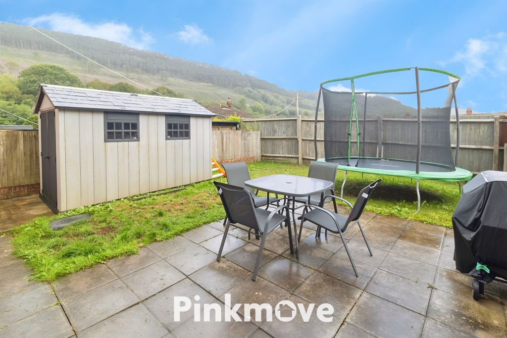 Property photo 3 of 24
