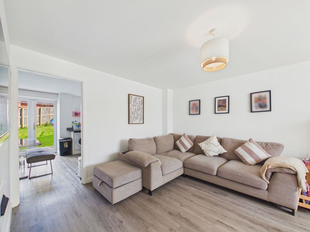 Property photo 3 of 18