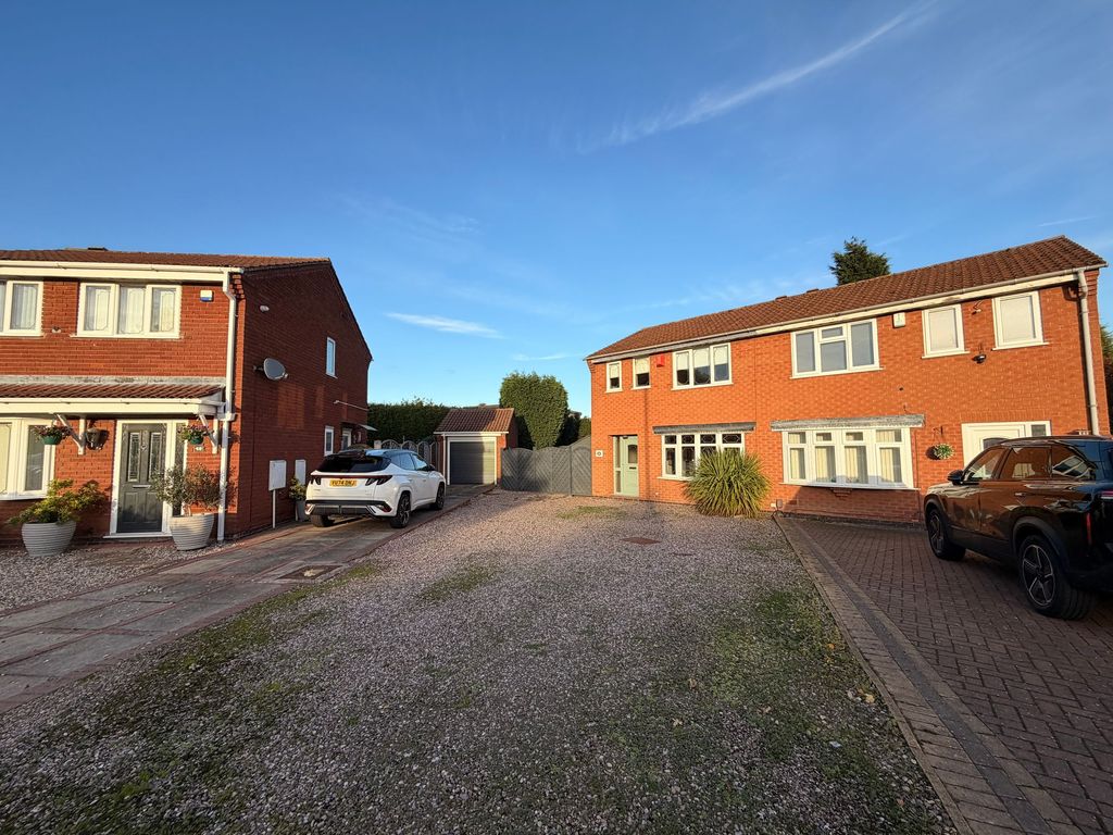 Property photo 1 of 22
