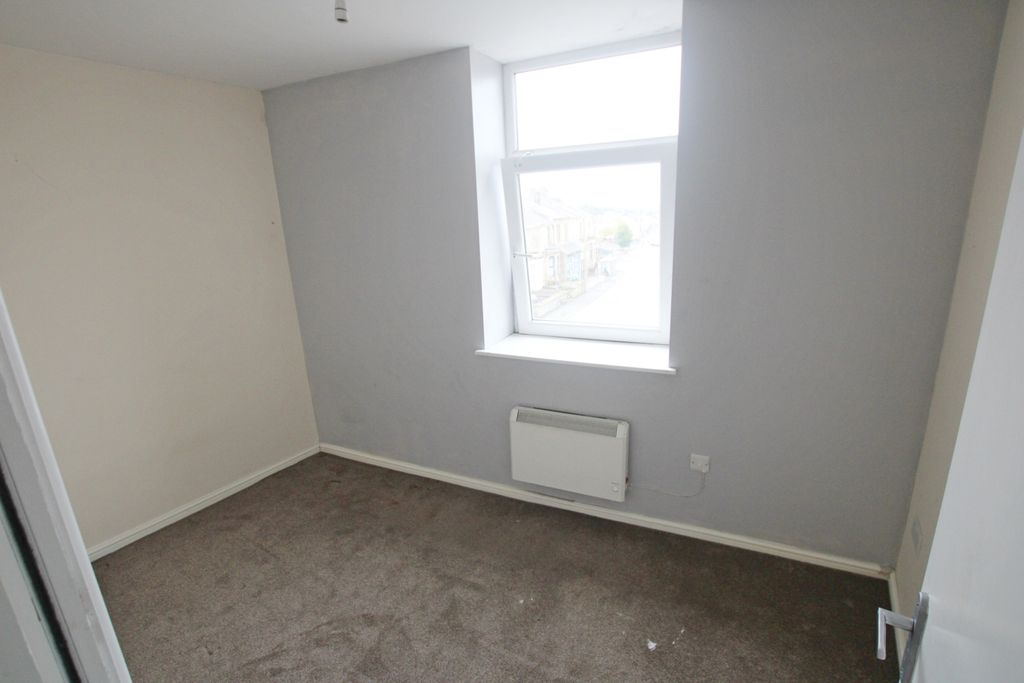 Property photo 3 of 5 3