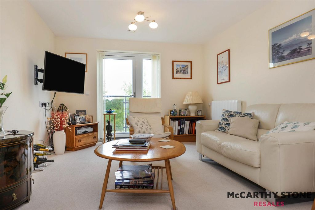 Property photo 3 of 31 30Harvard-15.Jpg