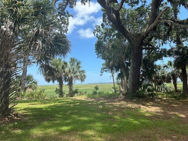 Property photo 2 of 36