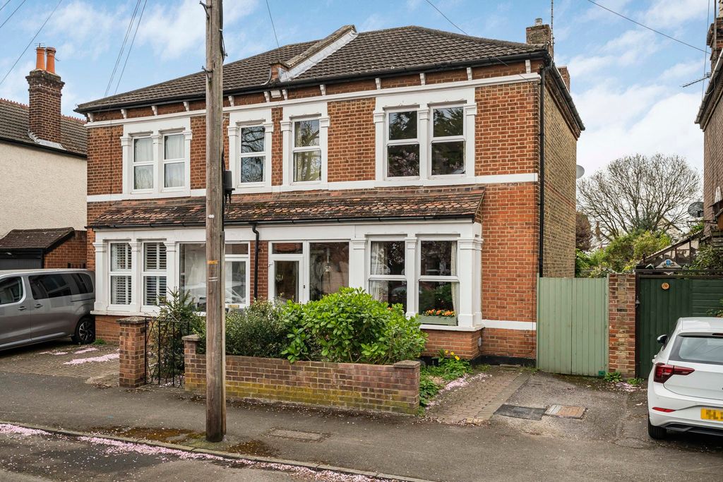 Property photo 1 of 21 Exterior