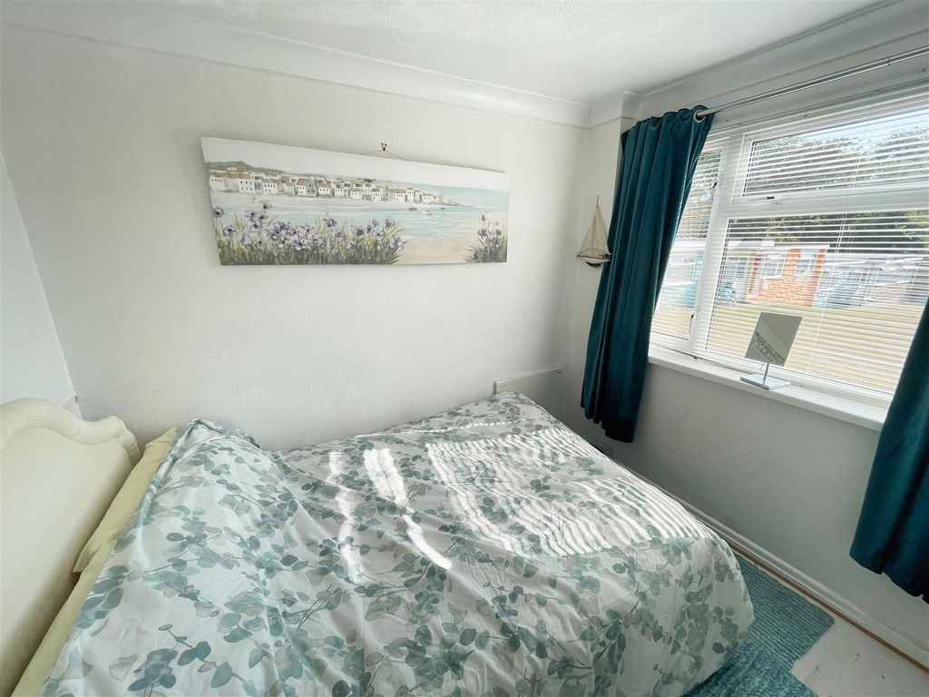Property photo 3 of 9 5.Jpg