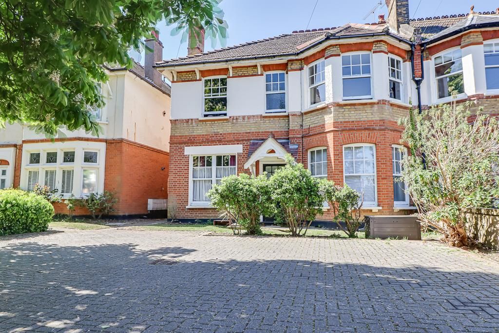 Property photo 1 of 8 Front