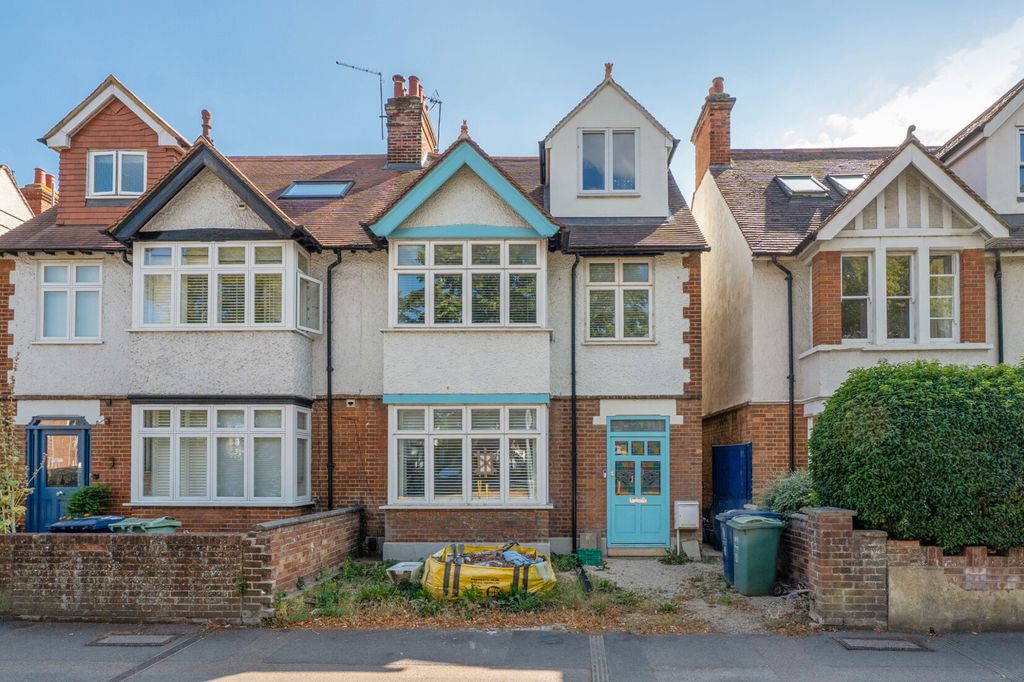 Property photo 1 of 19 External