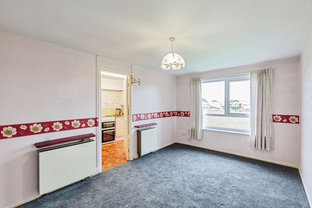Property photo 3 of 10 Pbox-Img.Jpg