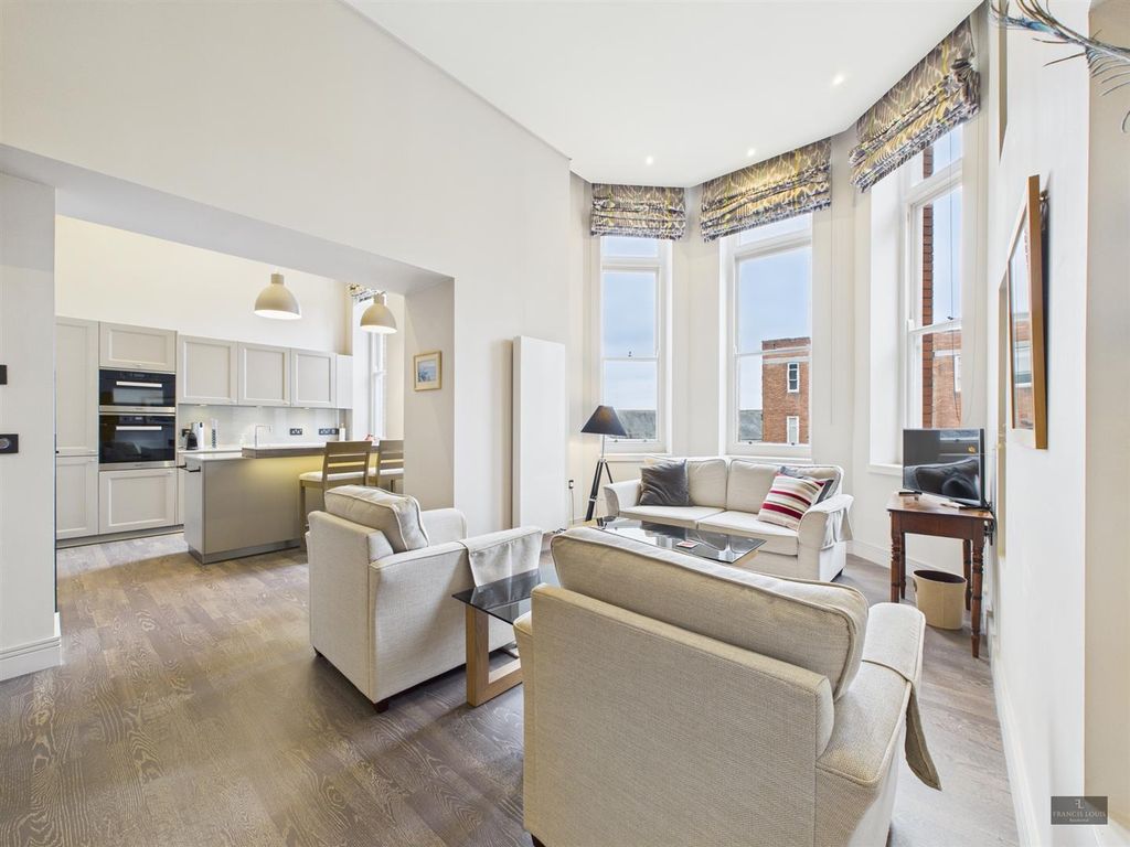 Property photo 1 of 20 Cam02887G0-Pr0501-Still014.Jpg