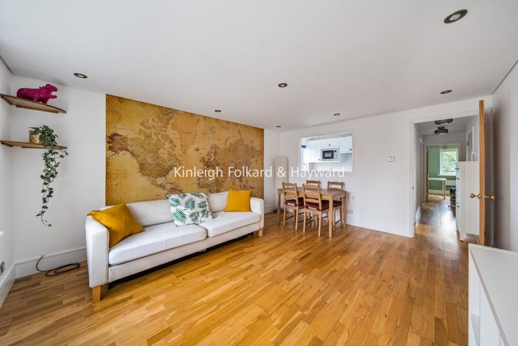Property photo 1 of 7 A6c749Eb-2Bde-4216-B