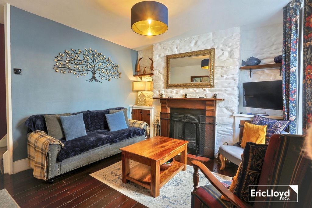 Property photo 2 of 13 Photo 5