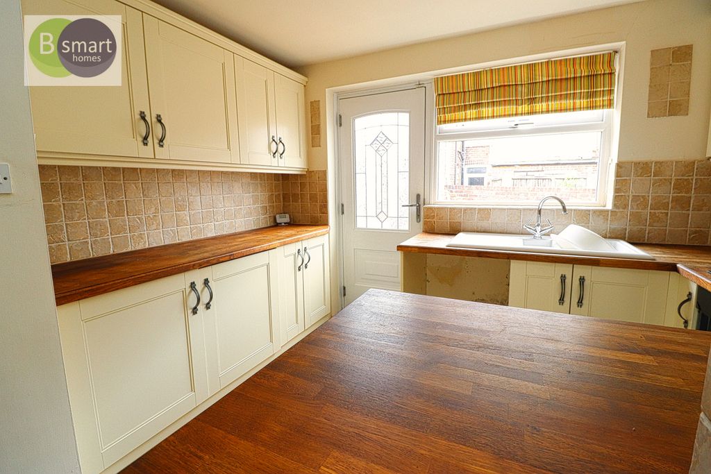 Property photo 2 of 10 Img_3686