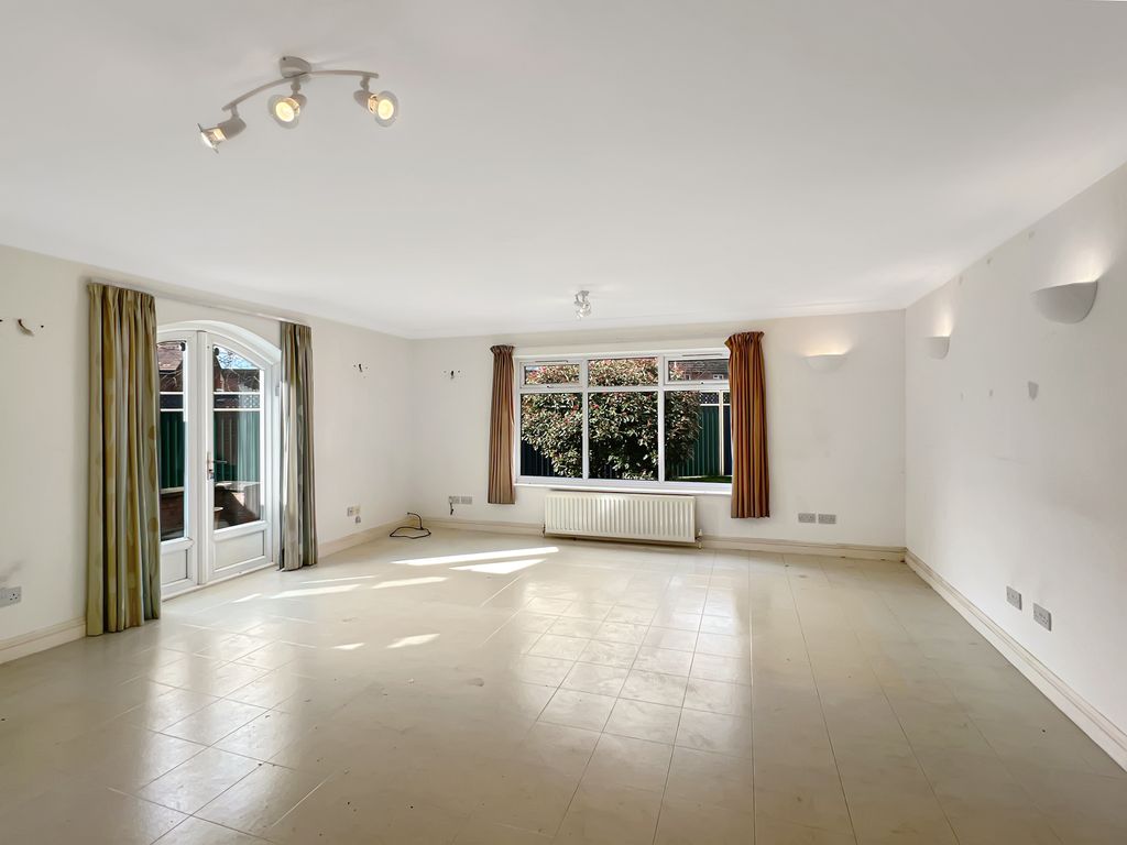 Property photo 3 of 20 97256F71Fdab4d02B65532Ac9E48F7179B36A7E5