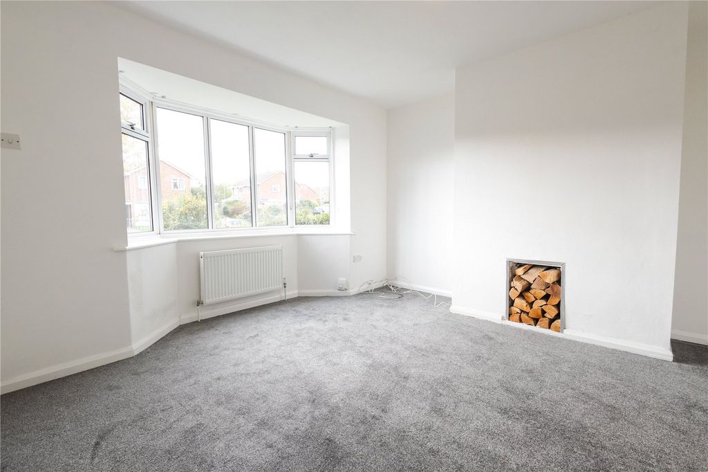 Property photo 3 of 38 Picture No. 80