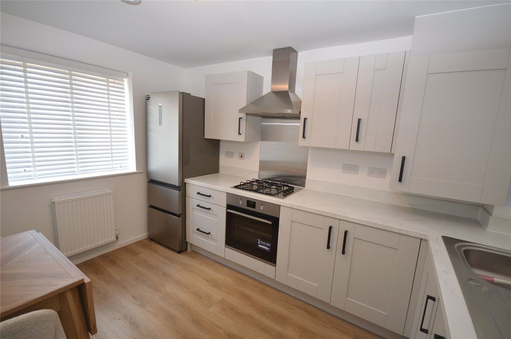 Property photo 2 of 15 Picture No. 02