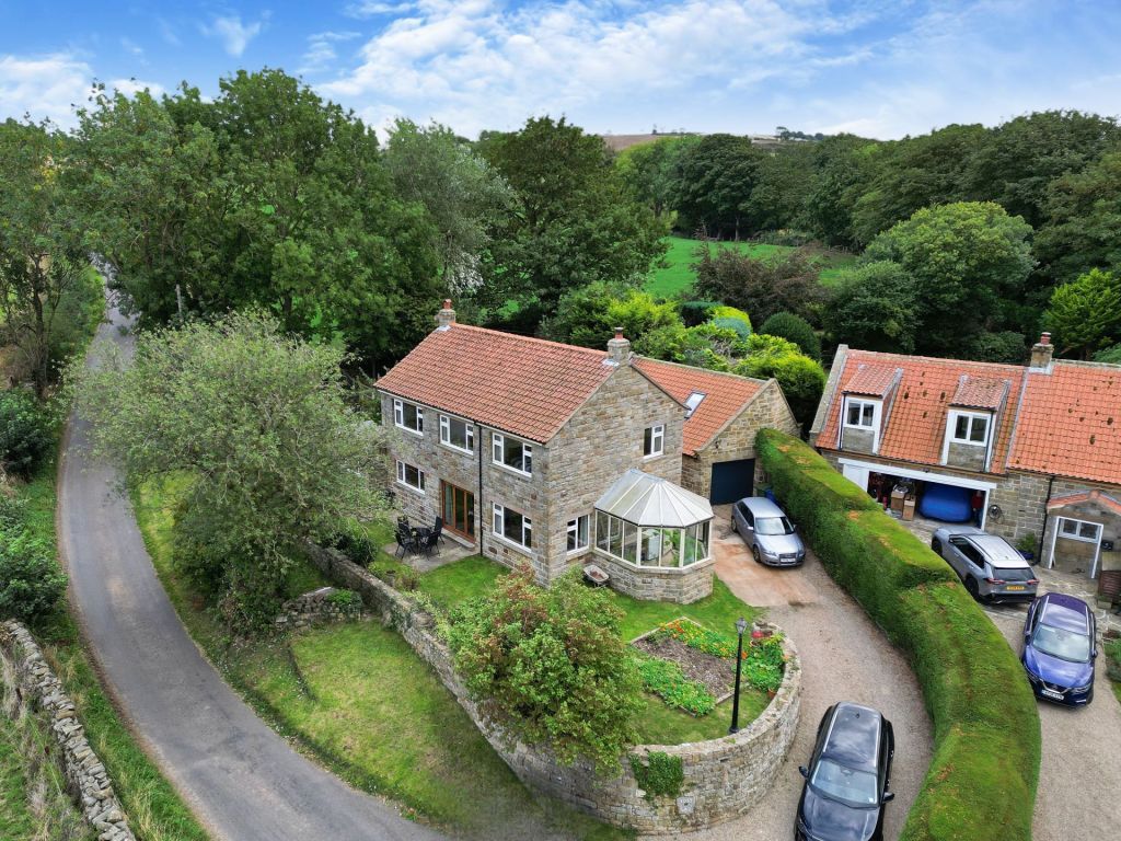Property photo 1 of 35