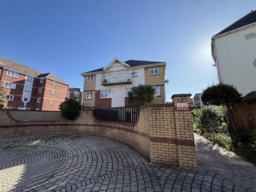 Property photo 1 of 13 Back Shot .Jpg