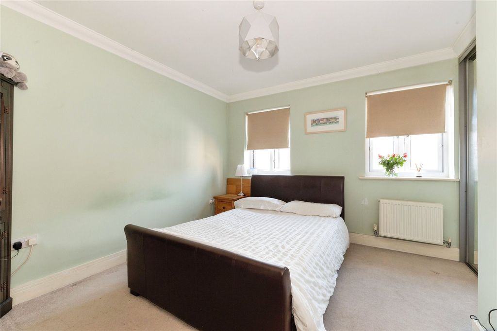 Property photo 3 of 8 Picture No. 23