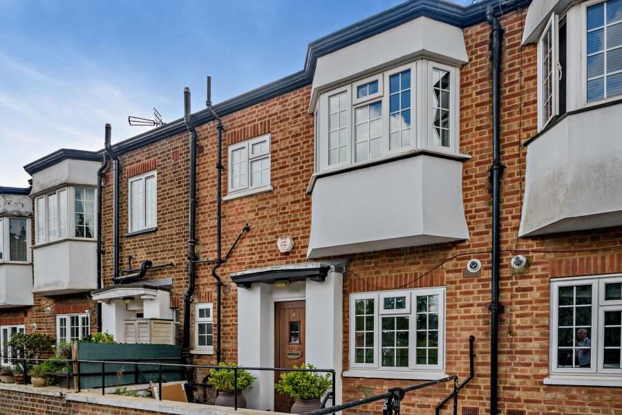 Property photo 1 of 9