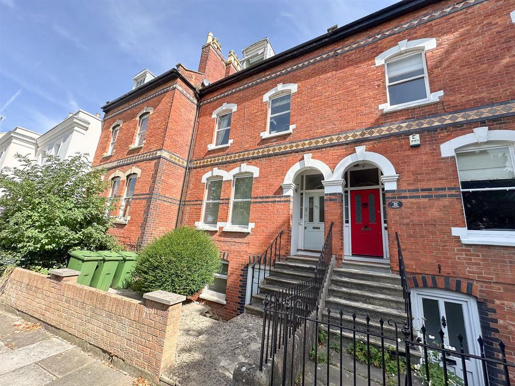 Property photo 1 of 6 Exterior